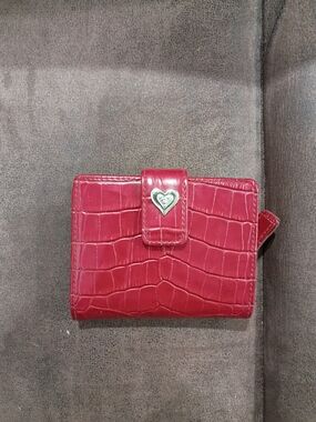 Red Croc-Embossed Brighton Compact Wallet with Heart Accent
